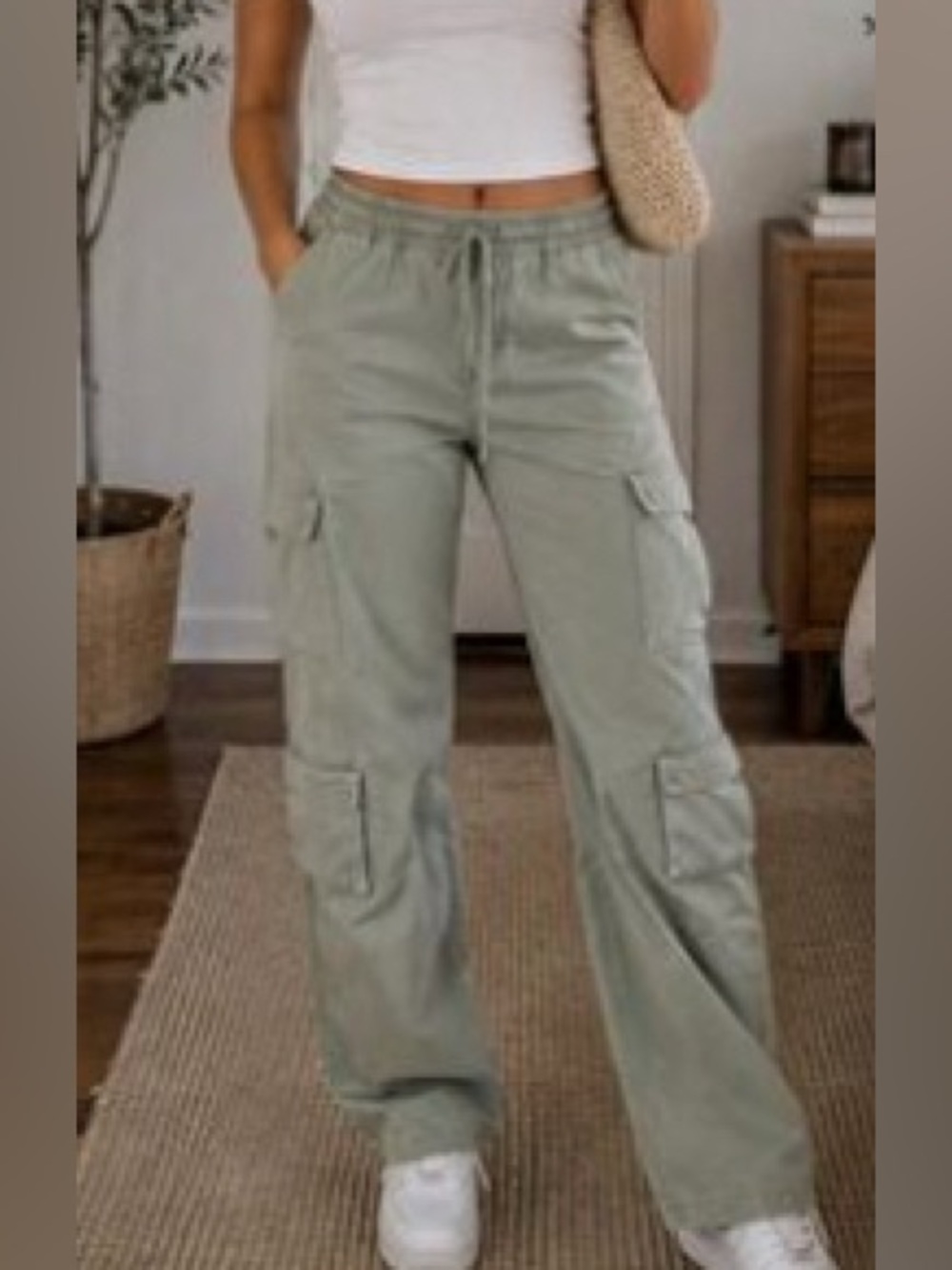 PacSun Women Olive Green Baggy Cargo Pants with Elastic Waist Drawstring Size M